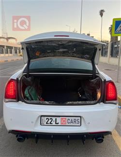 کرایسلەر 300